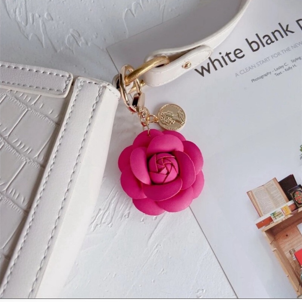 New In Box Leather Camelia Bag Charm New in
Box- Pink - Picture 2 of 2